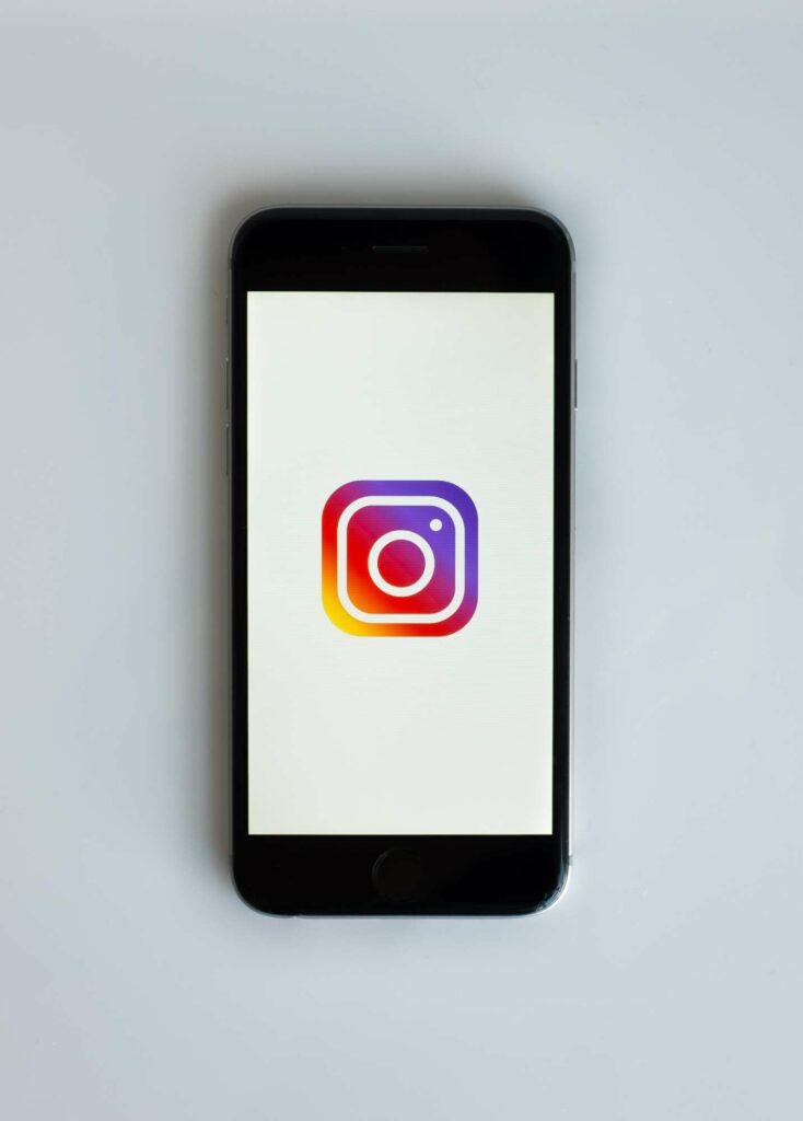 Logo telefonu na Instagramie