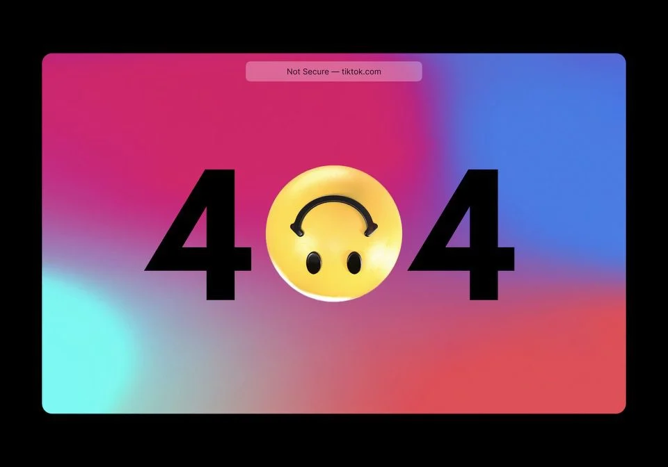 Página de erro 404 com emoji sorridente de cabeça para baixo