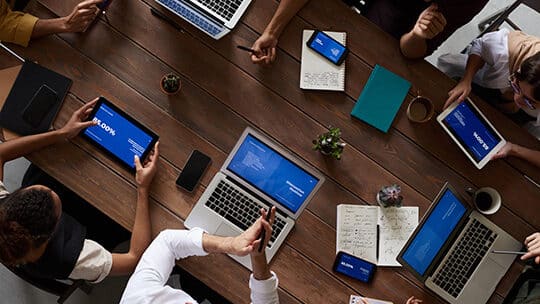 Team-Geschäftstreffen-Diskussion-Konferenz-Unternehmensplan-Management