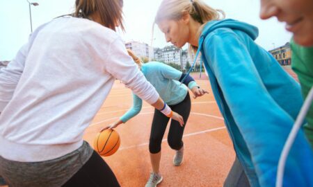 Le rôle essentiel d'un fabricant de vêtements de sport dans le lancement de votre ligne de vêtements