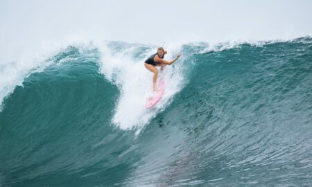 Die Kunst, Wellen zu reiten: Die perfekte Surftechnik beherrschen